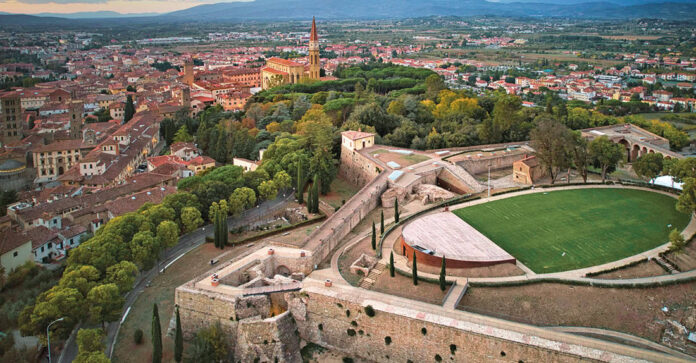 Per le coppie, a San Valentino, una visita alla Fortezza di Arezzo scontata