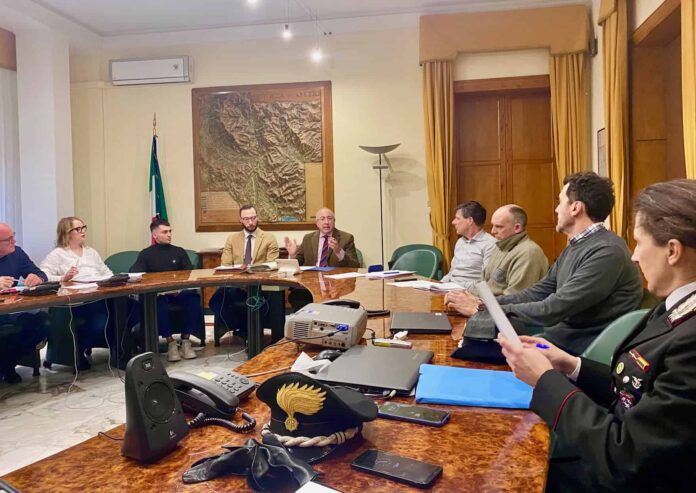 Incontro ieri sera in Prefettura sull'aumento degli avvistamenti di lupi in provincia di Arezzo