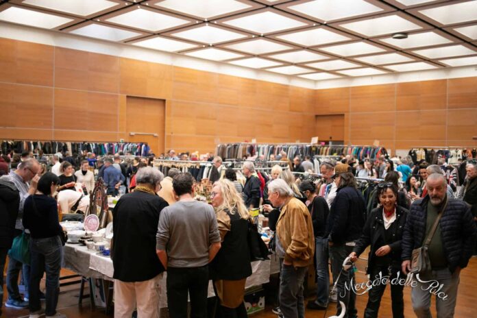 Mercato delle Pulci Arezzo - 02
