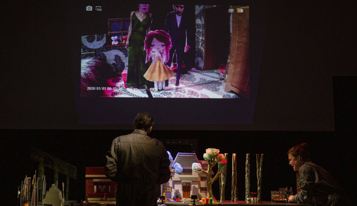 Al Teatro Rosini di Lucignano è di scena lo spettacolo “Fantascienza – Il Robot e la Luce”