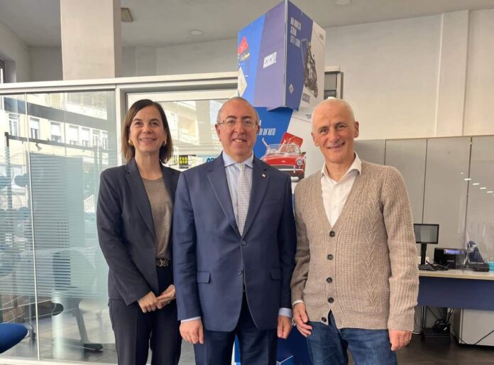 Il Prefetto visita l'Automobile Club di Arezzo