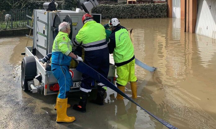 La Misericordia di Bibbiena attivata per l’emergenza alluvione di Empoli
