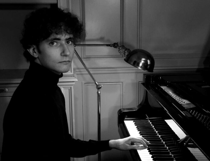 Venerdì 14 marzo, alla Casa della Musica, in concerto il pianista Sebastian Emilio Suvini