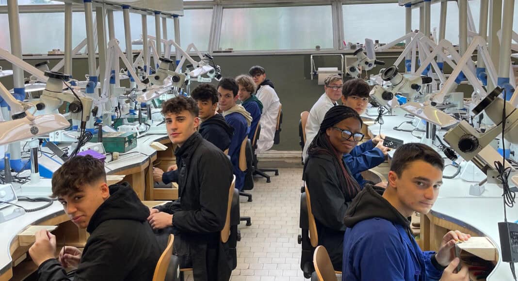 Calcit presenta la medaglia 2025 creata dagli studenti del Margaritone