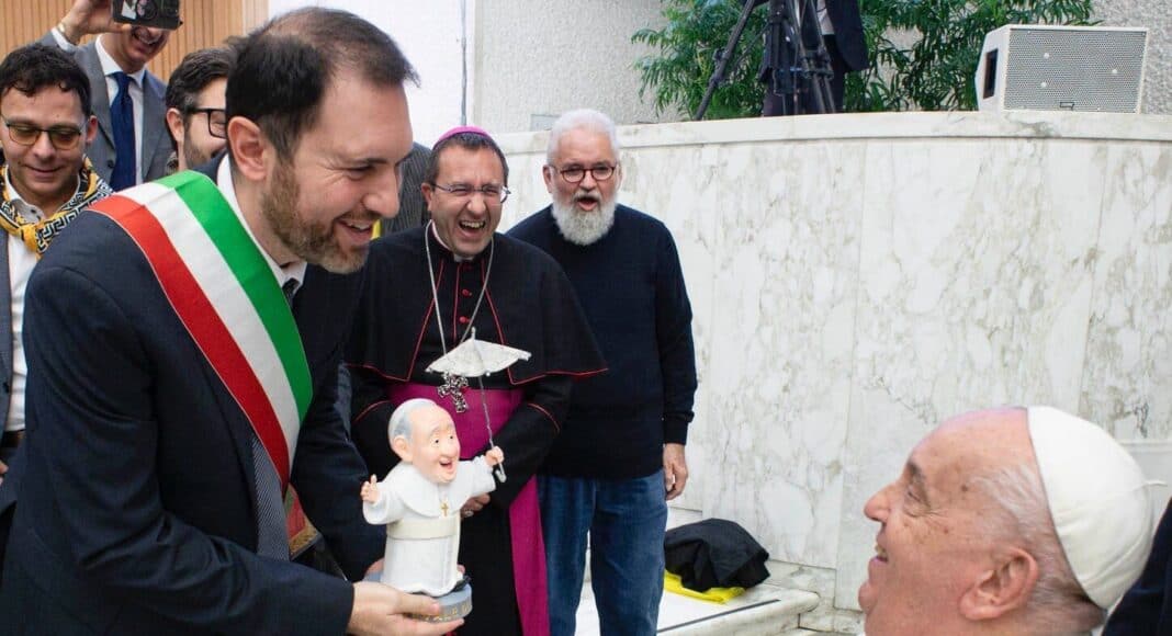 Il Sindaco Jacopo Franci e l'intera comunità di Foiano della Chiana esprimono profondo cordoglio per la scomparsa di Papa Francesco