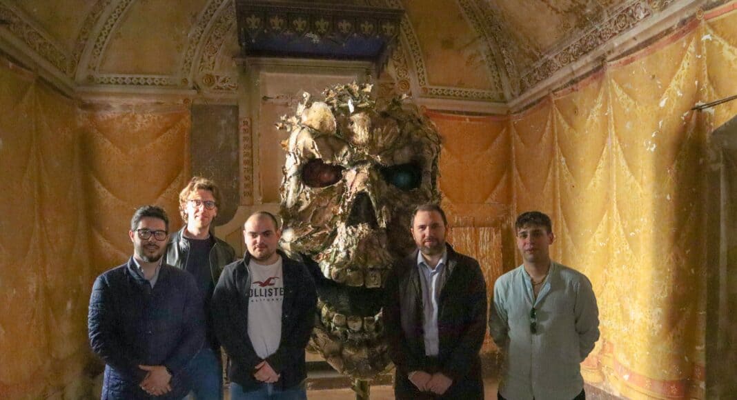 Da Foiano a Trevi, Giosuè Vendepane in mostra tra arte e Carnevale