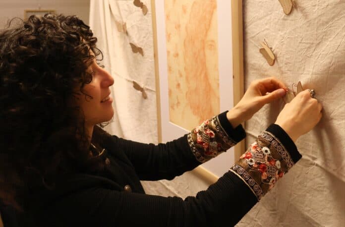 La mostra “Metamorfosi di stelle e mondi interiori” di Laura Davitti