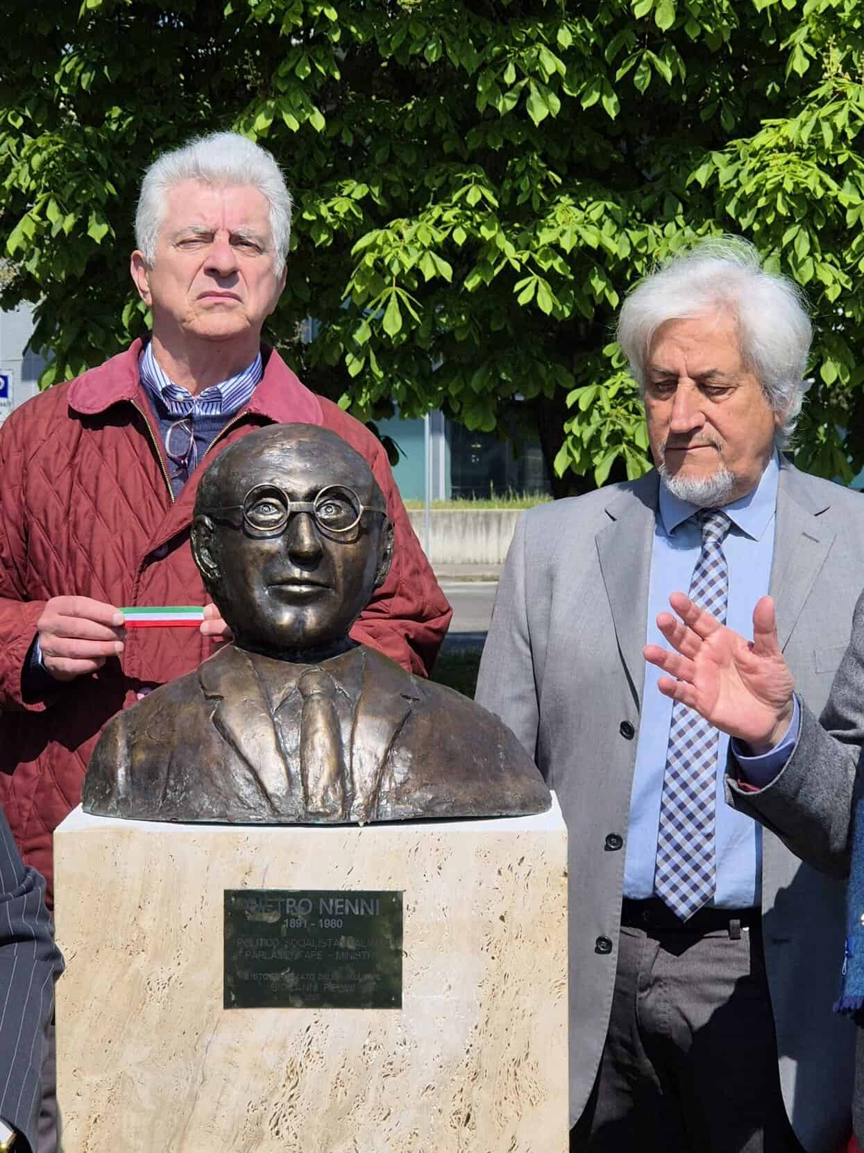 Inaugurato ad Arezzo il monumento a Pietro Nenni