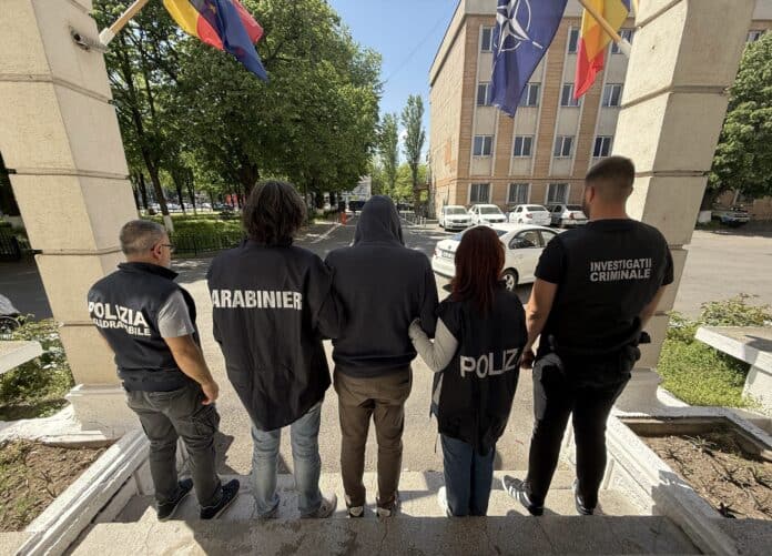 Polizia e Carabinieri smantellano la banda dei furti agli orafi