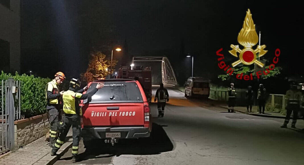 Uomo ritrovato senza vita nel fiume Ciuffenna dopo ore di ricerche