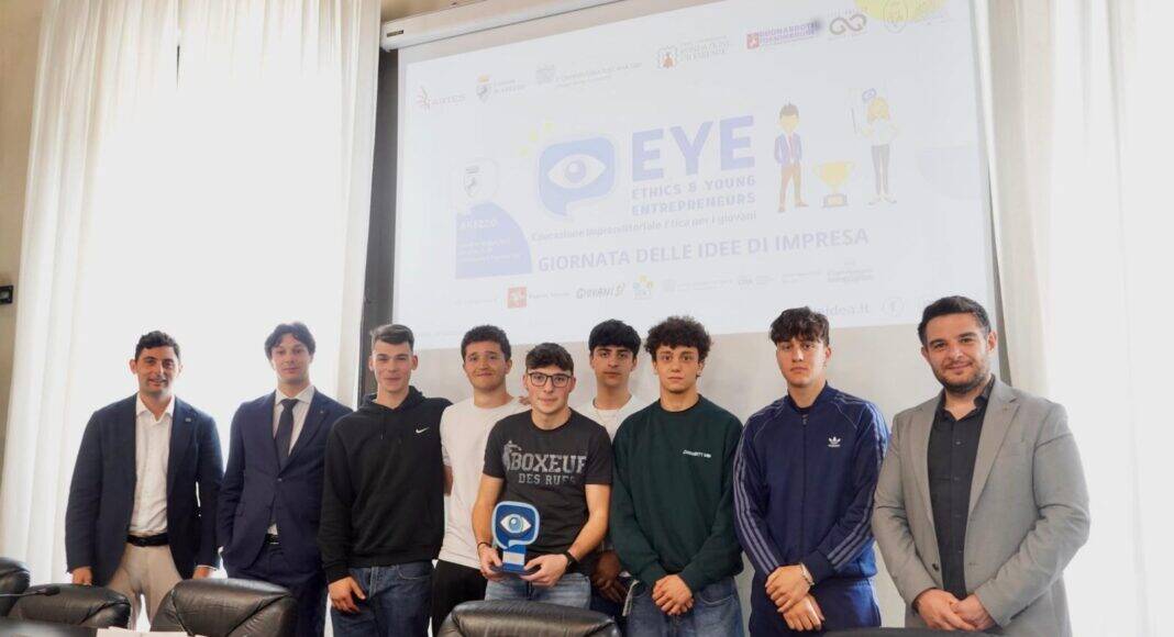 Eco Sip, la borraccia intelligente vince il Trofeo Eye ad Arezzo