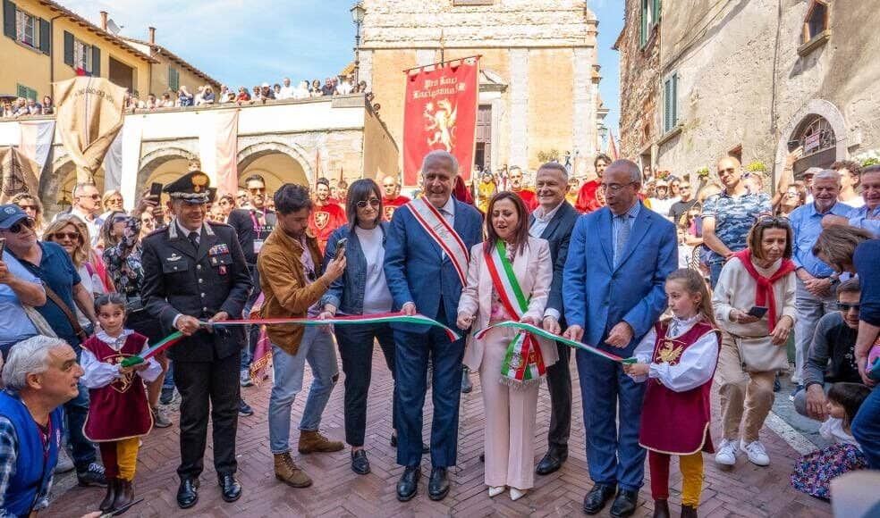 Record per la prima della Maggiolata Lucignanese 2025