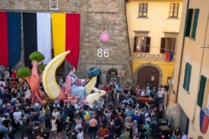 Record per la prima della Maggiolata Lucignanese 2025