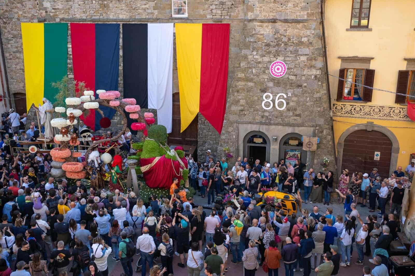 Record per la prima della Maggiolata Lucignanese 2025