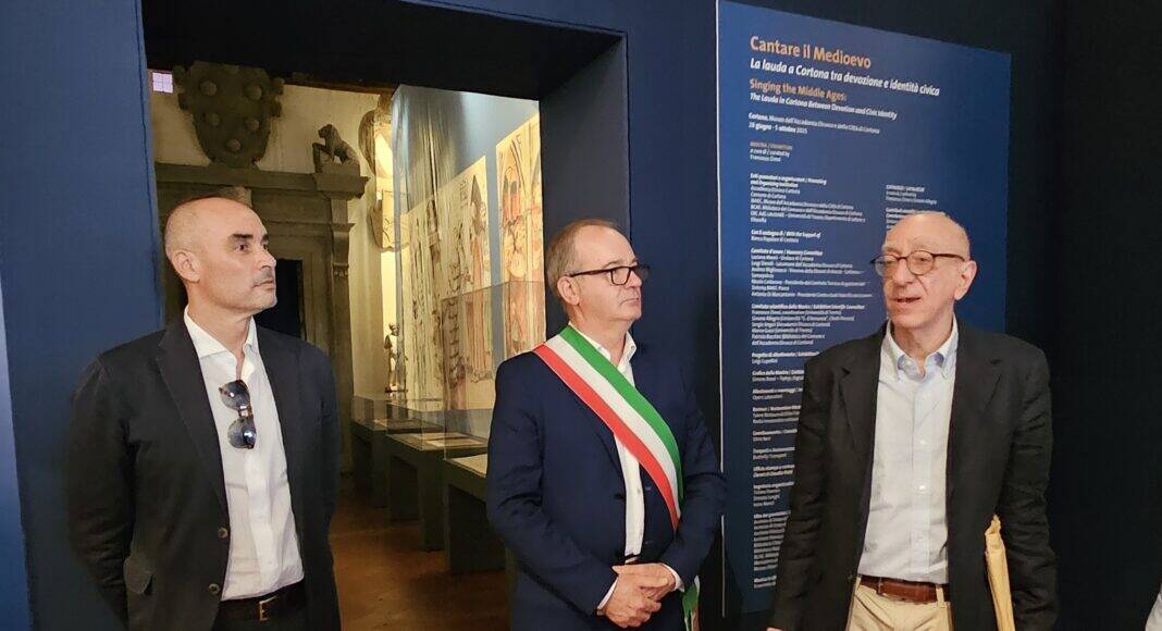 Cortona, la mostra documentaria Cantare il Medioevo