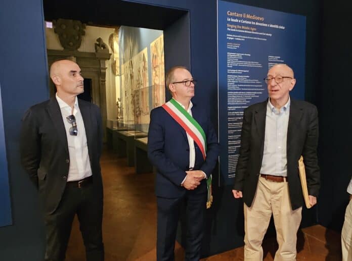 Cortona, la mostra documentaria Cantare il Medioevo