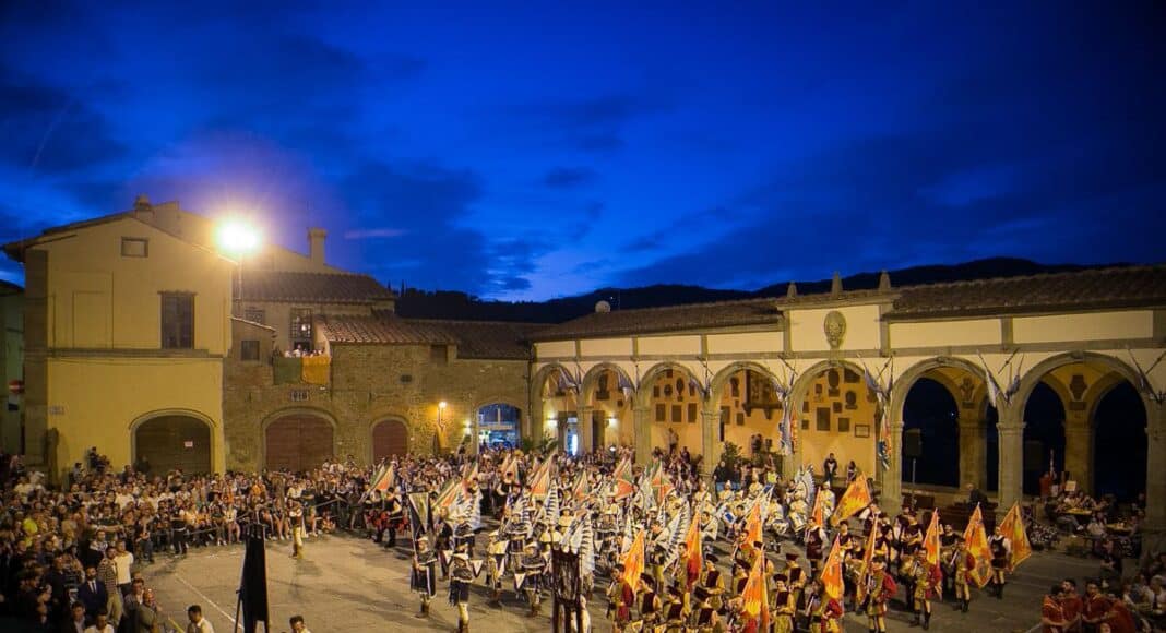 Stasera al via la tradizionale “Gara Musici e Sbandieratori”