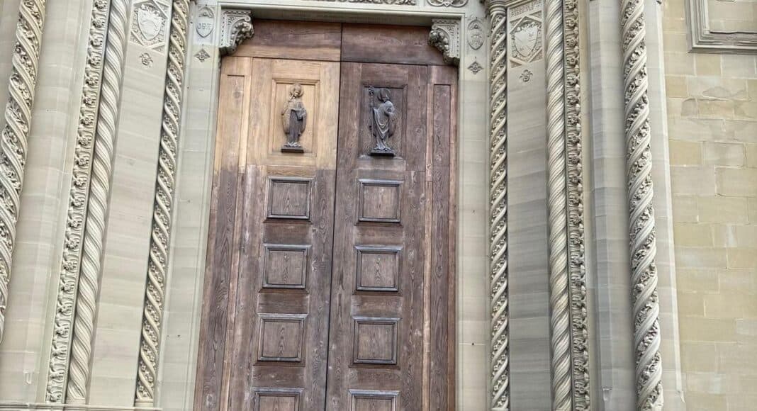 Restauro dei tre portoni d’ingresso della Cattedrale di Arezzo