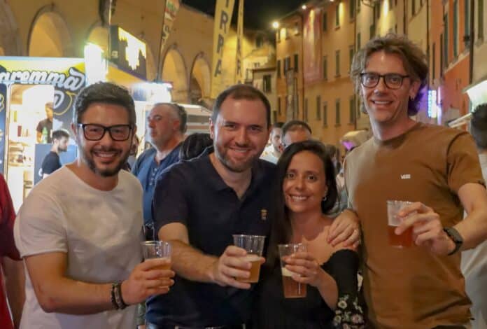 1500 persone nel centro di Foiano per la Festa della Birra Artigianale