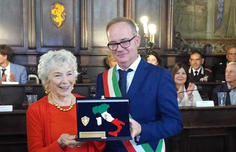 Cortona ha conferito a Frances Mayes la cittadinanza italiana