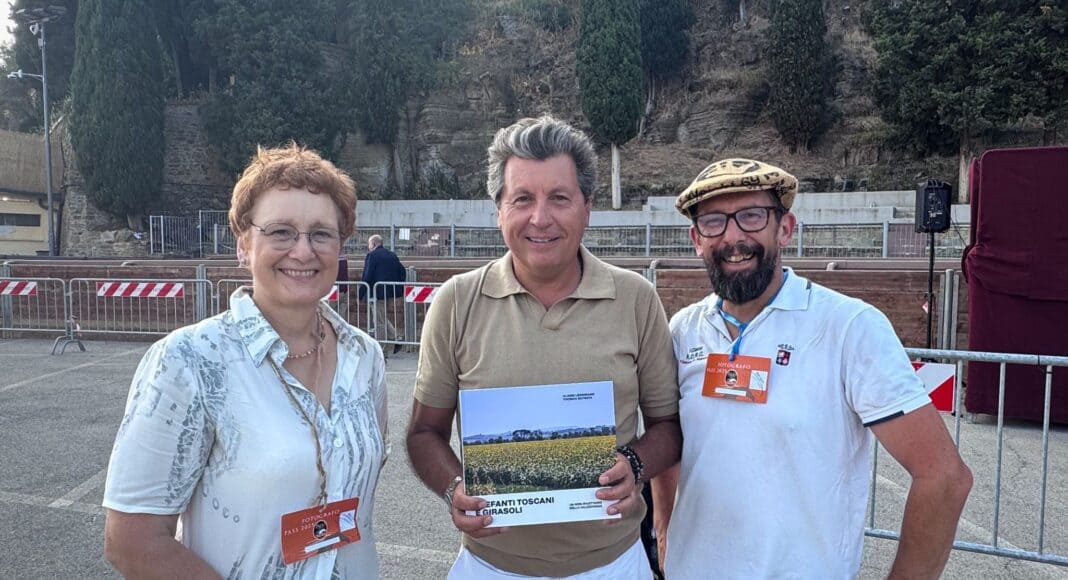 Un fotolibro celebra Castiglion Fiorentino e la Valdichiana