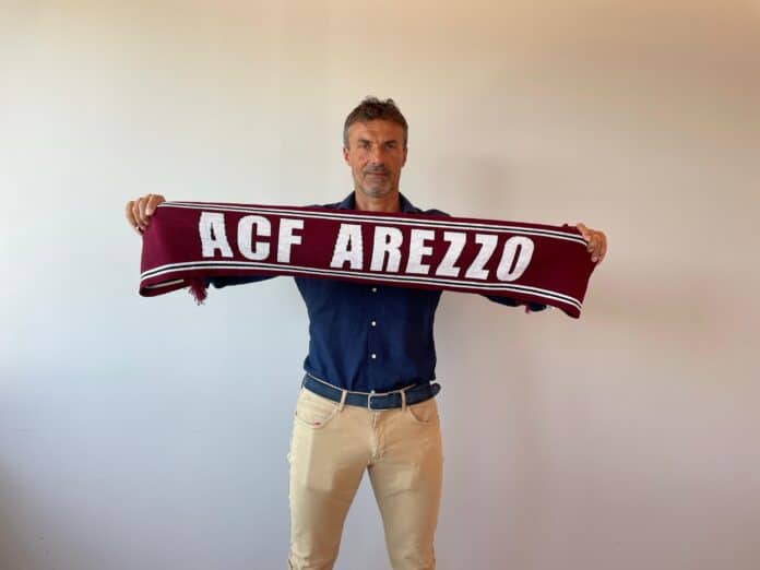 Il nuovo allenatore dell'Acf Arezzo è Andrea Benedetti