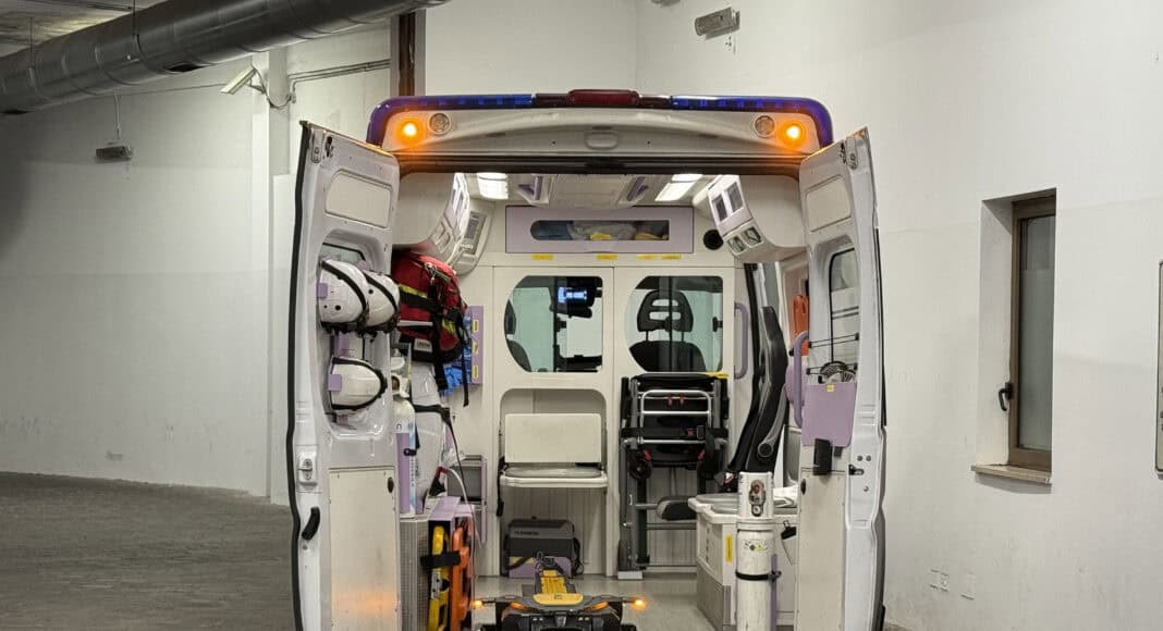 ambulanza-pronto-soccorso-san donato-arezzo