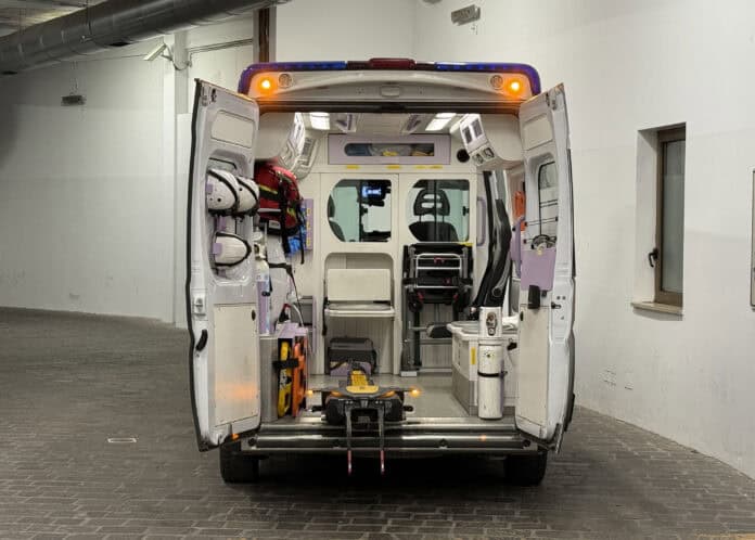 ambulanza-pronto-soccorso-san donato-arezzo