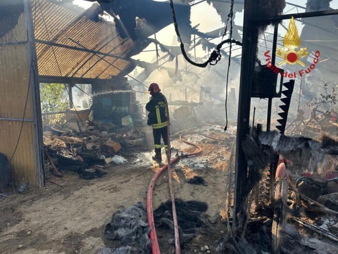 incendio annesso agricolo