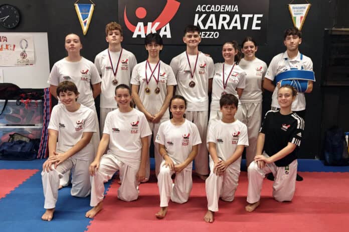 Cinque medaglie internazionali per l’Accademia Karate Arezzo
