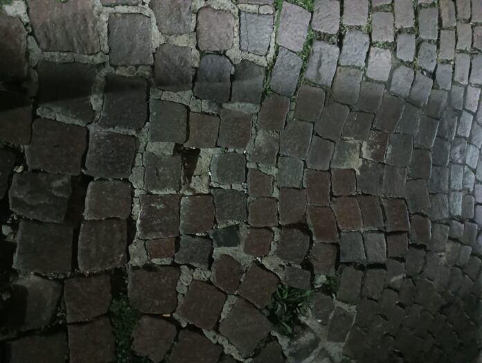 Castiglion Fiorentino via Adua, una strada che sprofonda