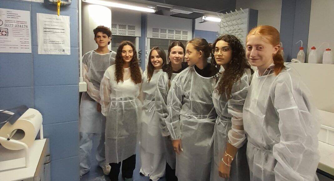 Esperienza estiva all’Università per gli alunni del Signorelli