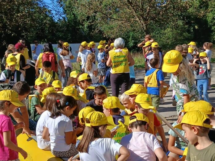 Puliamo il mondo per noi” è lo slogan dei piccoli volontari