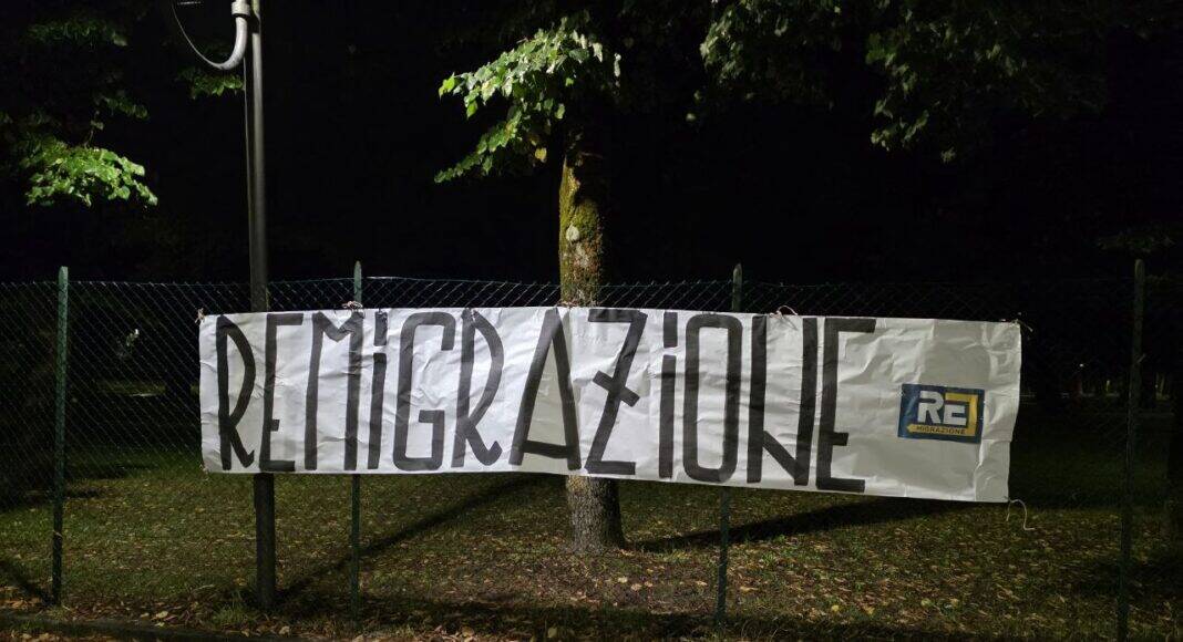 Striscioni in tutta Italia del comitato Remigrazione e Riconquista