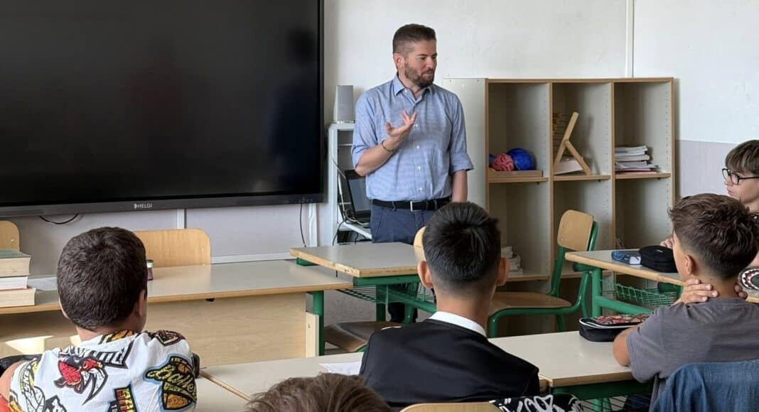 Terranuova, il Sindaco saluta gli studenti per l’inizio delle lezioni