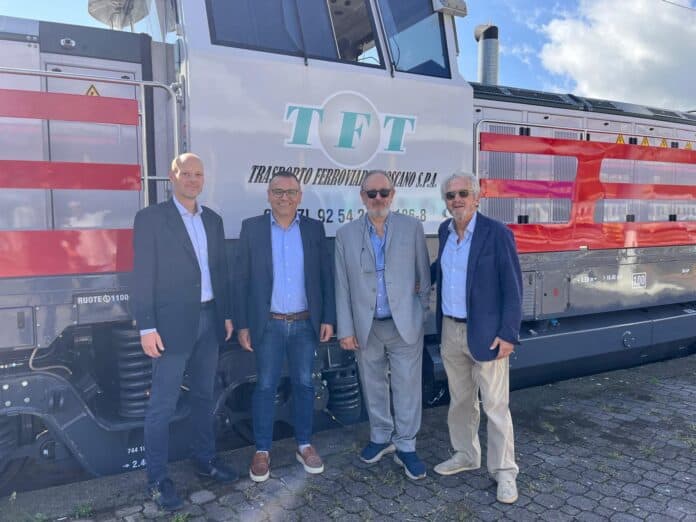 TFT amplia la flotta merci: presentata la locomotiva EffiShunter 1000
