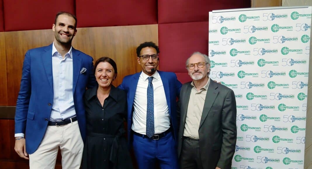 Robert Jhonson si è fermato ad Arezzo per la sua conferenza