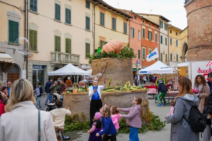 Foiano della Chiana, successo per il ritorno della Festa della Zucca Foiano della Chiana, successo per il ritorno della Festa della Zucca