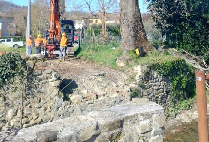 PD Arezzo Passerella ciclo pedonale al Bagnoro, un disastro