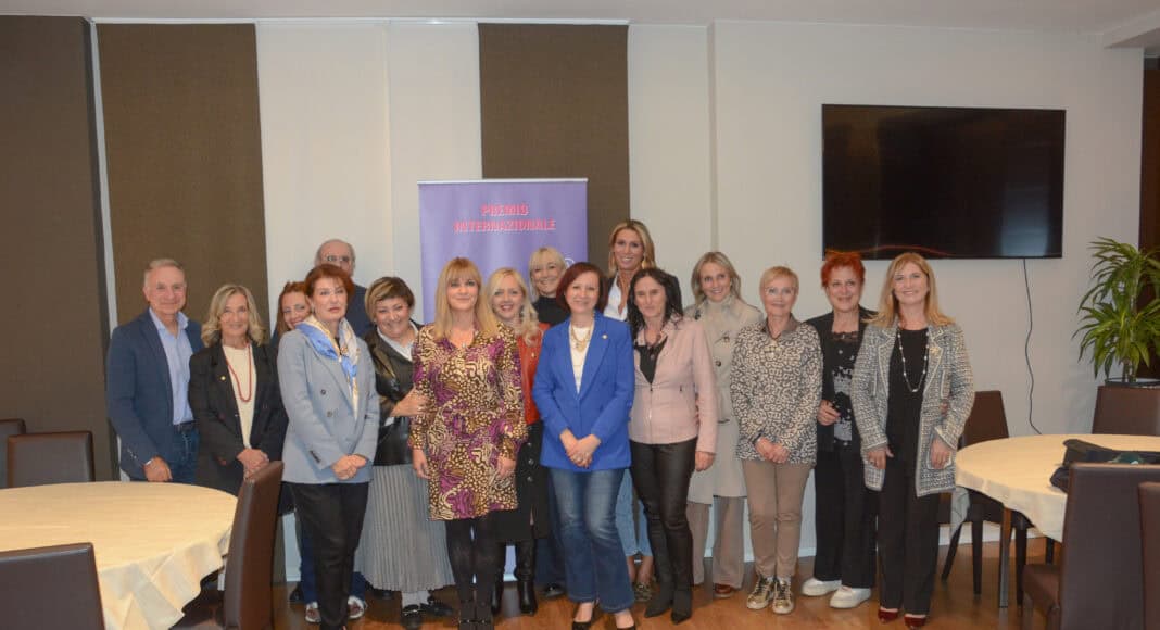 Premio Internazionale Semplicemente Donna