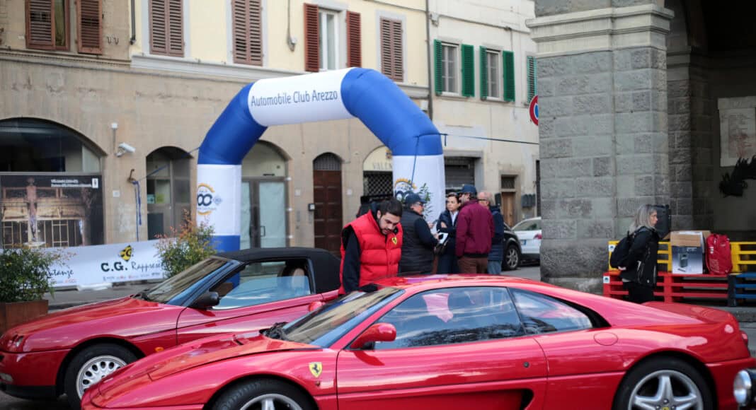 Ruote nella Storia trionfa in Valdarno con 50 gioielli d'epoca