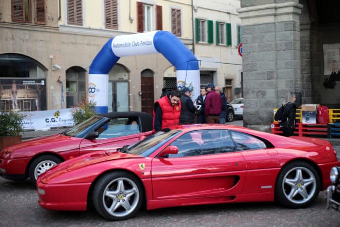 Ruote nella Storia trionfa in Valdarno con 50 gioielli d'epoca