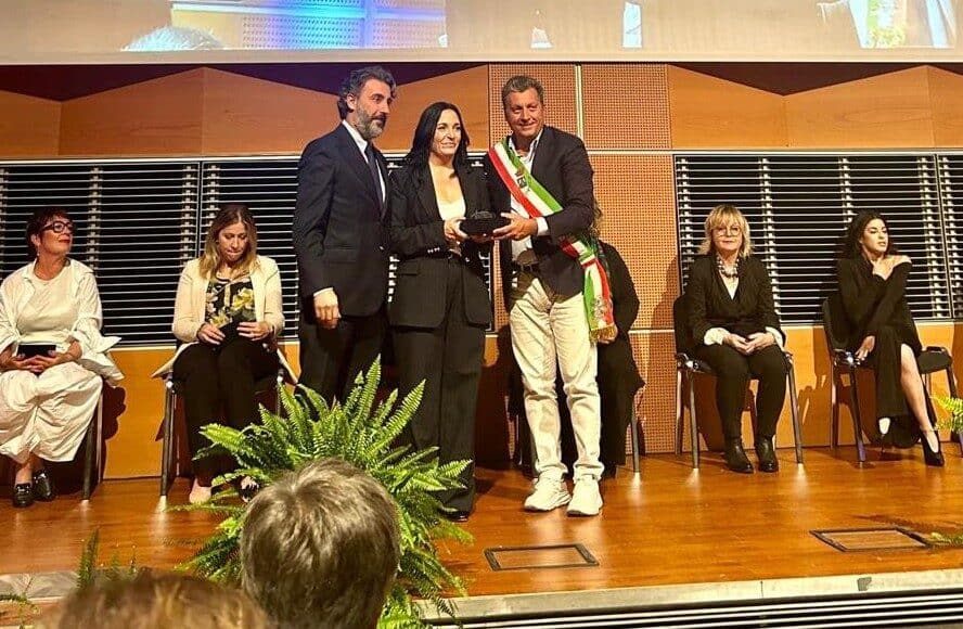 Castiglion Fiorentino: Fedeltà al Lavoro e Sviluppo Economico