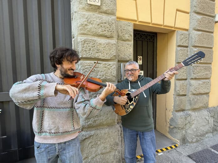 Si concluderà nei prossimi giorni il laboratorio musicale curato dai musicisti dell’Orchestra Multietnica di Arezzo presso la Casa Circondariale di Arezzo.