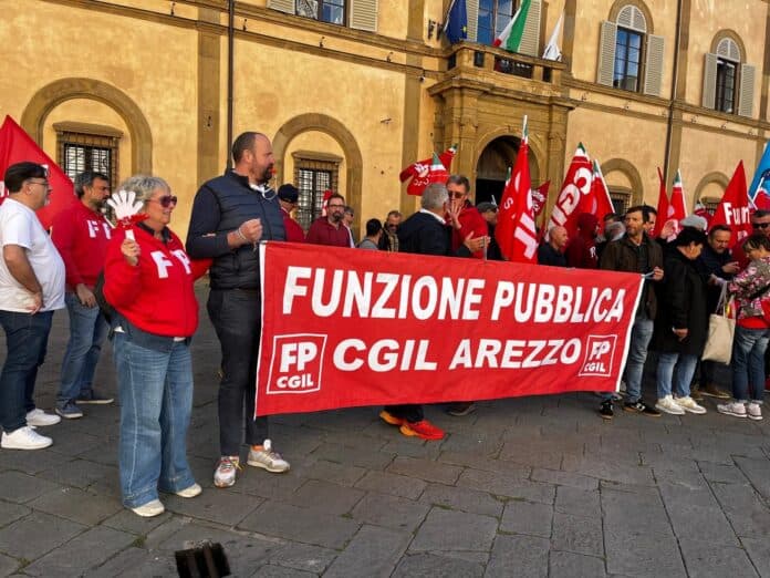 Arezzo a Siena per lo sciopero dei servizi ambientali della Asl