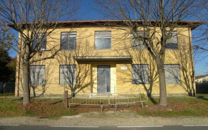 Cortona, il Comune mette all’asta due ex immobili scolastici