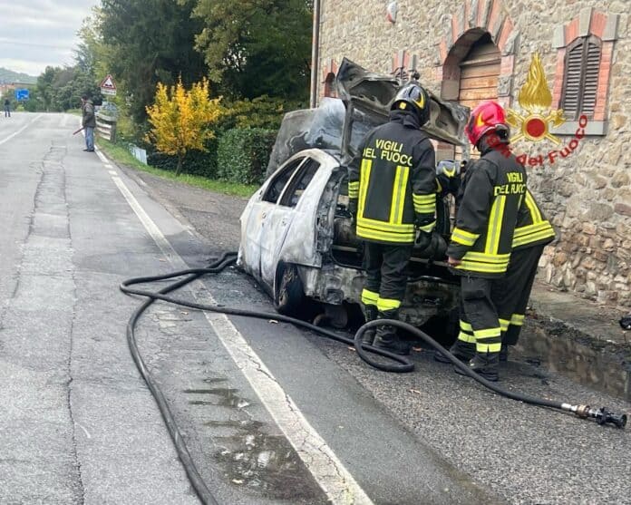 vvf_incendio-auto