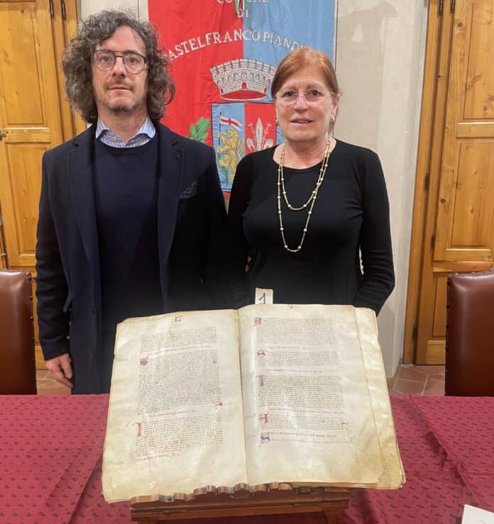 Restauro del manoscritto dell’antico Statuto di Castelfranco di Sopra