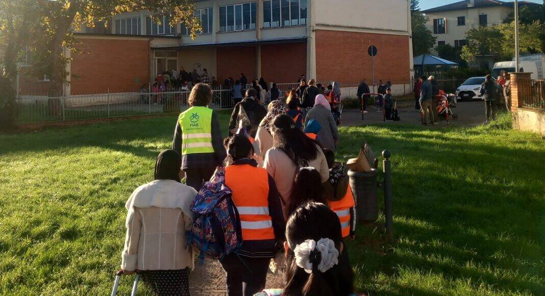 A scuola in Piedibus: 7.000 km percorsi e 1.000 kg di CO₂ risparmiati