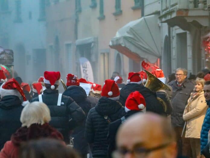 “Attimi di Natale” 2025 - Foiano risponde con entusiasmo
